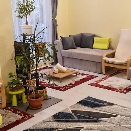 Peaceful In The Center, Close To Subway, Medical * Sofie