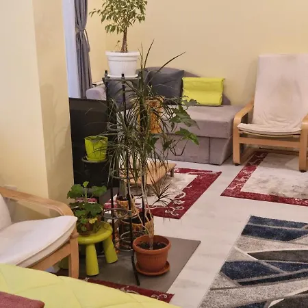 Peaceful In The Center, Close To Subway, Medical